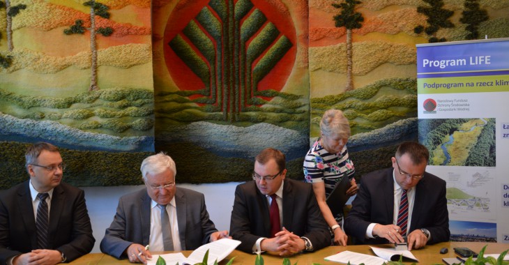 10 mln zł na wsparcie polityki klimatyczno-energetycznej 10 mln zł na wsparcie polityki klimatyczno-energetycznej