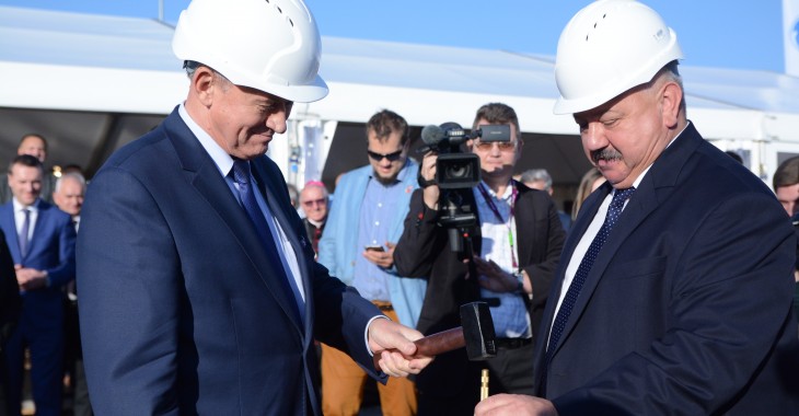 Minister Tchórzewski na uroczystości rozpoczęcia budowy Elektrowni Ostrołęka C