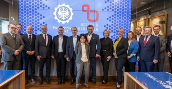 Nowe Centrum Technologii i Nauk Obliczeniowych - w stronę transformacji przemysłu Nowe Centrum Technologii i Nauk Obliczeniowych - w stronę transformacji przemysłu