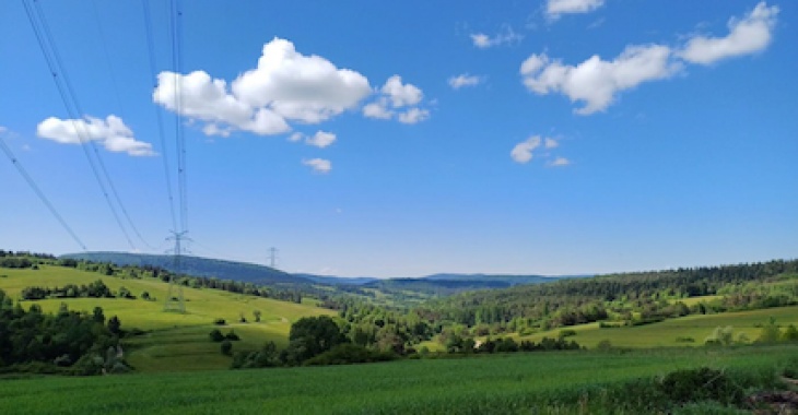 SPIE podpisuje kontrakty na budowę nowych linii energetycznych wysokiego napięcia w Polsce SPIE podpisuje kontrakty na budowę nowych linii energetycznych wysokiego napięcia w Polsce