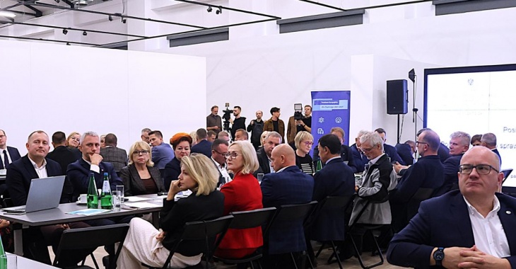 Przedstawiciele Ministerstwa Przemysłu wzięli udział w wyjazdowym posiedzeniu Sejmowej Podkomisji Stałej ds. Sprawiedliwej Transformacji Przedstawiciele Ministerstwa Przemysłu wzięli udział w wyjazdowym posiedzeniu Sejmowej Podkomisji Stałej ds. Sprawiedliwej Transformacji