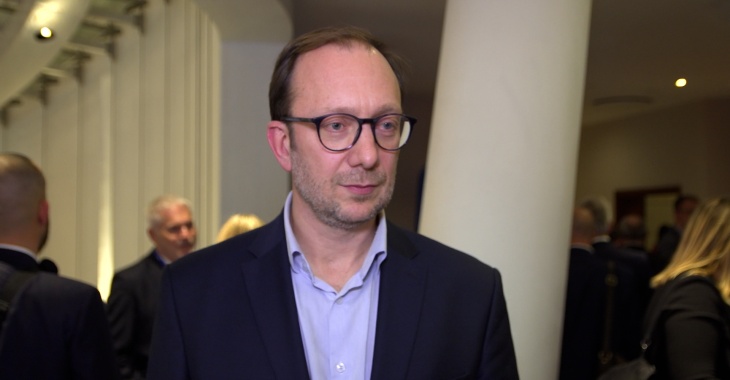 Branża wiatrakowa niecierpliwie wyczekuje liberalizacji przepisów. Zmiany w prawie mocno przyspieszą inwestycje Branża wiatrakowa niecierpliwie wyczekuje liberalizacji przepisów. Zmiany w prawie mocno przyspieszą inwestycje