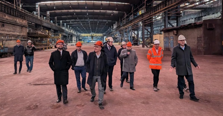 Wiceminister Robert Kropiwnicki: cieszę się, że po prawie 20 latach Huta Częstochowa wraca do domeny publicznej Wiceminister Robert Kropiwnicki: cieszę się, że po prawie 20 latach Huta Częstochowa wraca do domeny publicznej