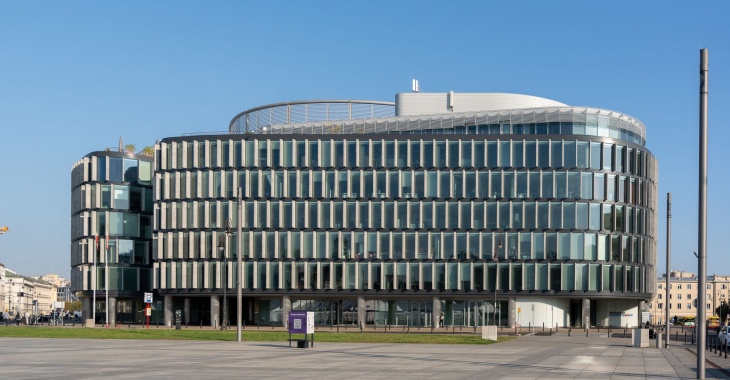 Metropolitan Warszawa zapewnia najemcom znaczące oszczędności i redukcję emisji CO₂ dzięki umowie na zieloną energię Metropolitan Warszawa zapewnia najemcom znaczące oszczędności i redukcję emisji CO₂ dzięki umowie na zieloną energię