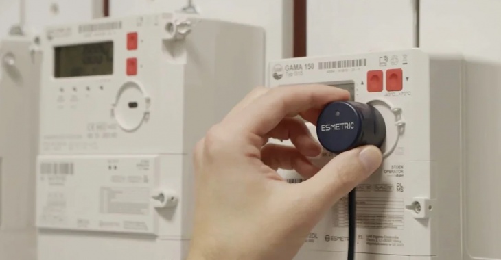Coraz więcej odbiorców energii z nowymi licznikami