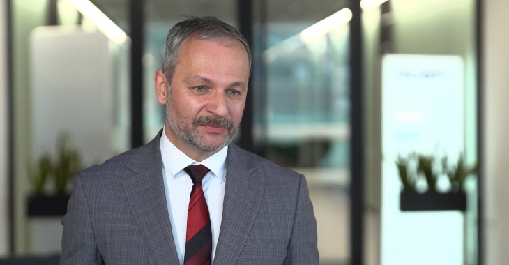 Orlen stawia na produkcję syntetycznych paliw lotniczych i zeroemisyjny wodór. Szuka innowacji w tych obszarach Orlen stawia na produkcję syntetycznych paliw lotniczych i zeroemisyjny wodór. Szuka innowacji w tych obszarach