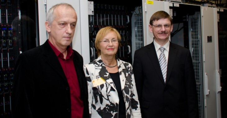 Superkomputer z chłodzeniem jak reaktor jądrowy Superkomputer z chłodzeniem jak reaktor jądrowy