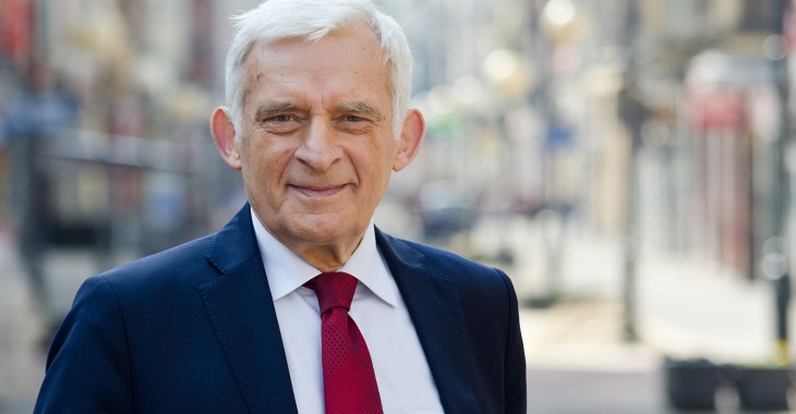 Zbigniew Brzeziński, Jerzy Buzek i James Jones honorowymi członkami CEEP