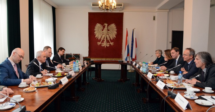 Minister Tchórzewski spotkał się z ministrem gospodarki Królestwa Niderlandów Minister Tchórzewski spotkał się z ministrem gospodarki Królestwa Niderlandów