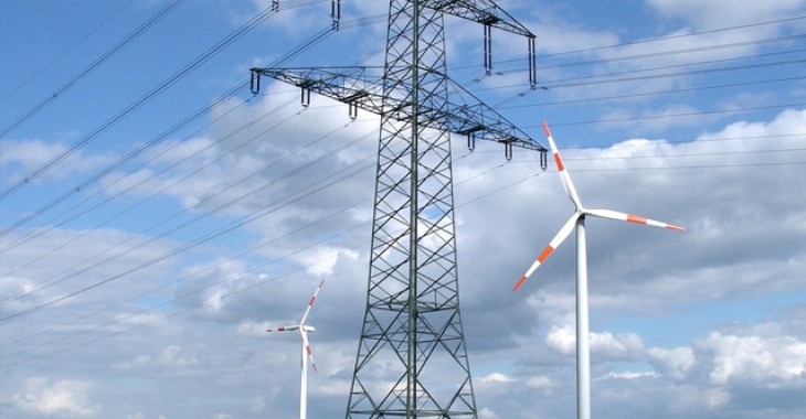 Średnia cena sprzedaży energii elektrycznej na rynku konkurencyjnym za 2015 rok