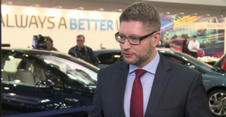 Toyota chce w tym roku podwoić sprzedaż hybryd i pracuje nad rozwojem napędu wodorowego Toyota chce w tym roku podwoić sprzedaż hybryd i pracuje nad rozwojem napędu wodorowego