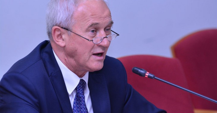 Tchórzewski: Niskoemisyjnie, ale z zapewnieniem bezpieczeństwa energetycznego Tchórzewski: Niskoemisyjnie, ale z zapewnieniem bezpieczeństwa energetycznego