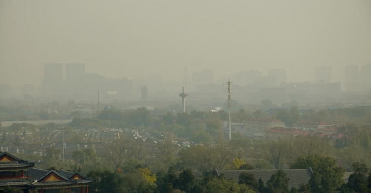WHO: 92 proc. ludzi na świecie oddycha zbyt zanieczyszczonym powietrzem