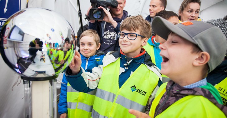 Z „Planetą Energii” najmłodsi odkrywają tajniki wiedzy o prądzie i bezpieczeństwie Z „Planetą Energii” najmłodsi odkrywają tajniki wiedzy o prądzie i bezpieczeństwie