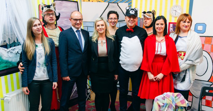 Czerwony Kapturek też korzysta z ciepła systemowego Czerwony Kapturek też korzysta z ciepła systemowego
