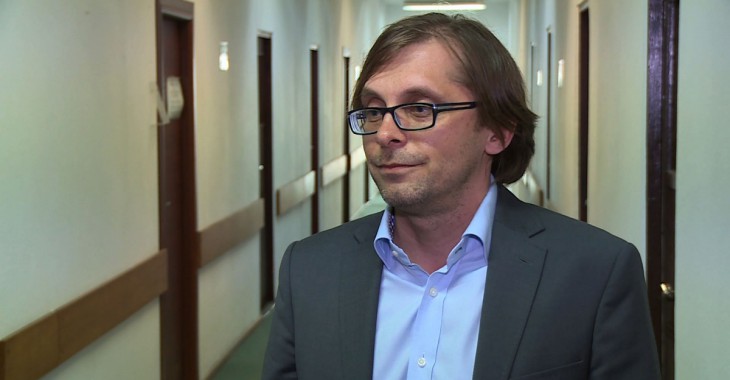 Polacy stworzyli linie przewodzące prąd nawet 400 razy cieńsze od ludzkiego włosa Polacy stworzyli linie przewodzące prąd nawet 400 razy cieńsze od ludzkiego włosa