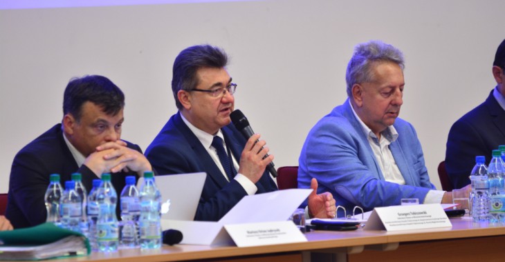ME: węgiel ma stanowić niecałe 60 proc. miksu energetycznego Polski do 2030 r. i później ME: węgiel ma stanowić niecałe 60 proc. miksu energetycznego Polski do 2030 r. i później