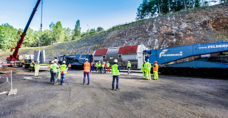 PGE GiEK: Stojan generatora już w Elektrowni Turów PGE GiEK: Stojan generatora już w Elektrowni Turów