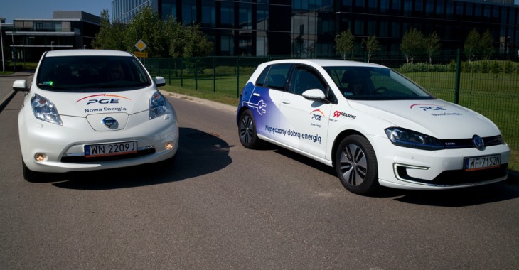 Pracownicy PGE Obrót testowo korzystają z samochodów elektrycznych Pracownicy PGE Obrót testowo korzystają z samochodów elektrycznych