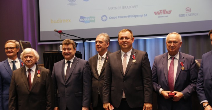 PGE GiEK: odznaczenia dla menedżerów za zasługi dla rozwoju energetyki PGE GiEK: odznaczenia dla menedżerów za zasługi dla rozwoju energetyki