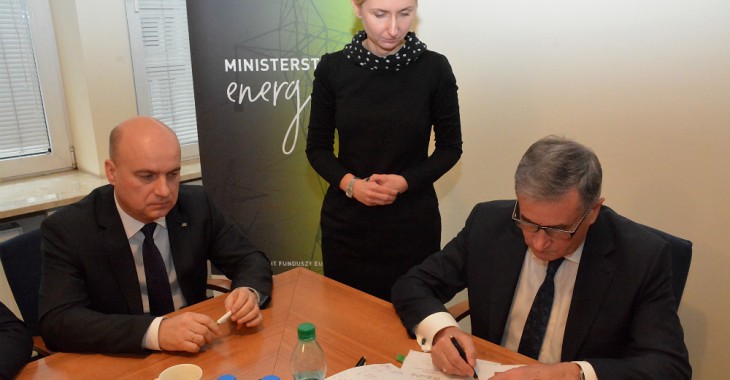 TAURON z dofinansowaniem na budowę inteligentnych sieci TAURON z dofinansowaniem na budowę inteligentnych sieci
