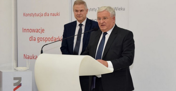 Ponad 2 mld zł na bezemisyjne autobusy dla polskich miast od resortu środowiska Ponad 2 mld zł na bezemisyjne autobusy dla polskich miast od resortu środowiska