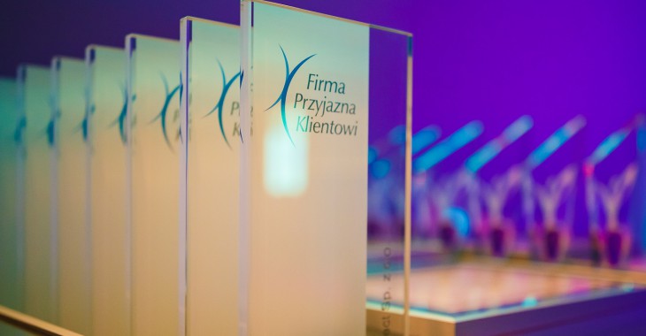 PGE Obrót z godłem Firmy Przyjaznej Klientowi PGE Obrót z godłem Firmy Przyjaznej Klientowi