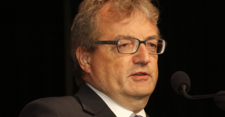 Jacek Janas wygłosi referat wprowadzający Jacek Janas wygłosi referat wprowadzający