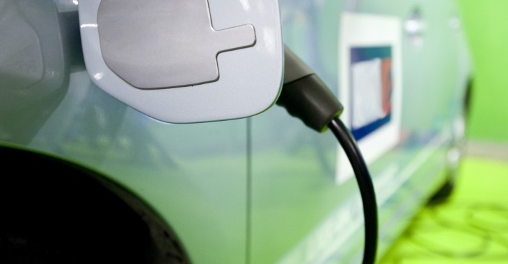 Liczba rejestracji samochodów elektrycznych w Europie systematycznie rośnie Liczba rejestracji samochodów elektrycznych w Europie systematycznie rośnie