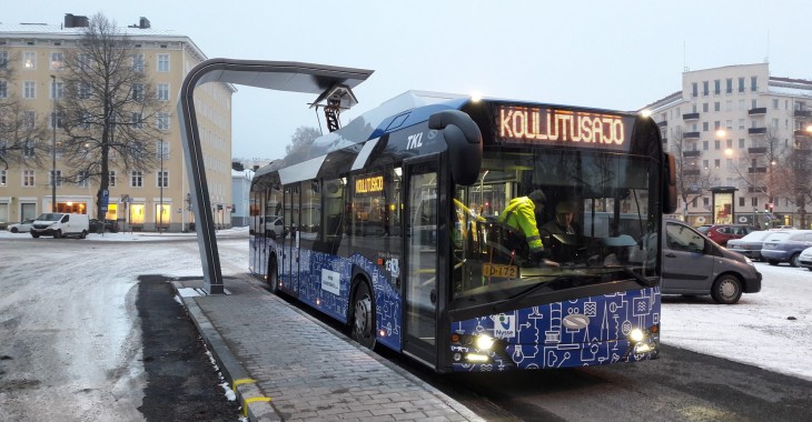 MPK Poznań i Ekoenergetyka podpisały umowę na dostawę stacji ładowania