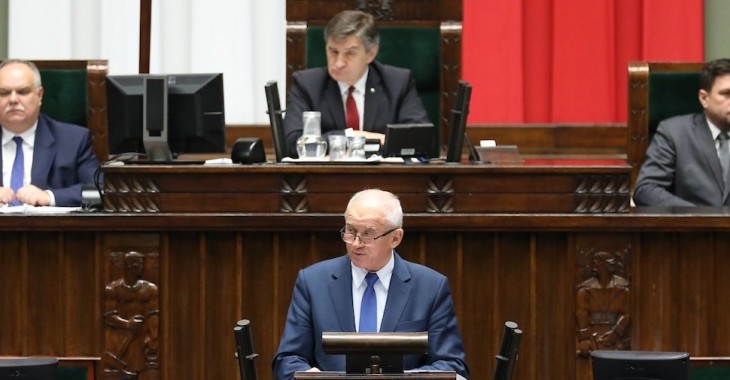 Ceny energii elektrycznej w 2019 r. nie wzrosną, ustawa przyjęta przez Parlament RP