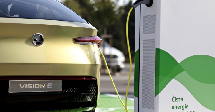 Škoda rozwija infrastrukturę ładowania pojazdów elektrycznych Škoda rozwija infrastrukturę ładowania pojazdów elektrycznych