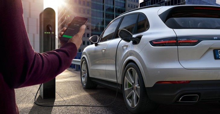 Porsche Charigin Service obejmuje już w Europie ponad 49 000 puntów ładowania Porsche Charigin Service obejmuje już w Europie ponad 49 000 puntów ładowania