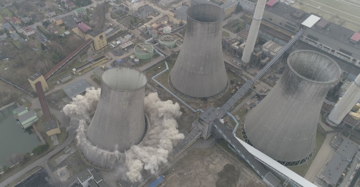 Kolejny kolos runął w 3,5 sekundy Kolejny kolos runął w 3,5 sekundy
