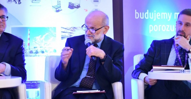 Prof. Jan Popczyk: „Mamy dostatecznie dużo zasobów magazynowych u siebie i w otoczeniu” Prof. Jan Popczyk: „Mamy dostatecznie dużo zasobów magazynowych u siebie i w otoczeniu”