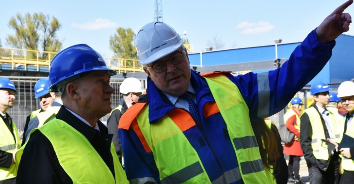 Minister Krzysztof Tchórzewski z wizytą na budowie nowego bloku Elektrociepłowni Żerań Minister Krzysztof Tchórzewski z wizytą na budowie nowego bloku Elektrociepłowni Żerań