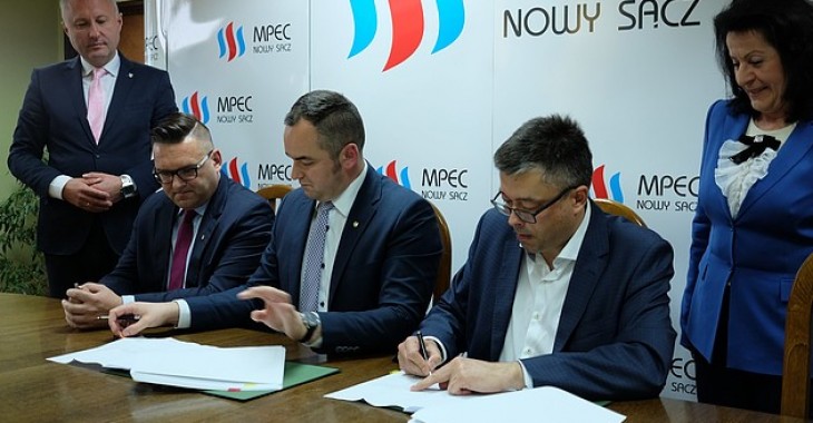 Modernizacja sieci ciepłowniczej oraz likwidacja węzła grupowego w Nowym Sączu za 20 mln zł Modernizacja sieci ciepłowniczej oraz likwidacja węzła grupowego w Nowym Sączu za 20 mln zł