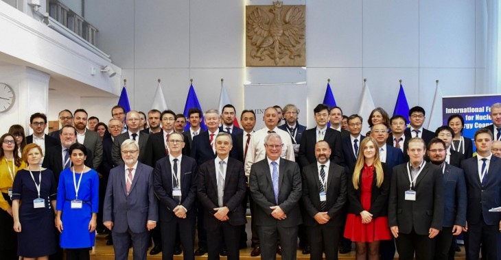 Energia jądrowa do produkcji ciepła i wodoru Energia jądrowa do produkcji ciepła i wodoru