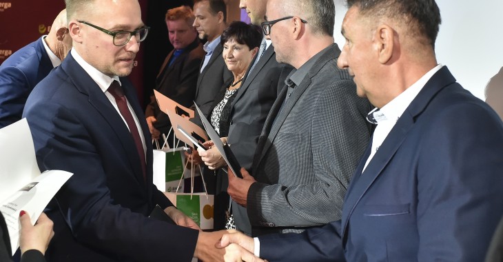 Medale i odznaczenia dla zasłużonych pracowników Energi Medale i odznaczenia dla zasłużonych pracowników Energi