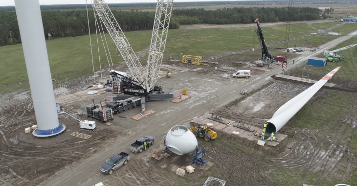 Energa: Na farmie wiatrowej Przykona stanie pierwszy wiatrak Energa: Na farmie wiatrowej Przykona stanie pierwszy wiatrak