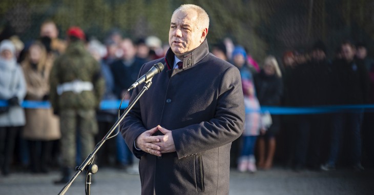 Wicepremier Jacek Sasin wziął udział w uroczystym złożeniu przysięgi wojskowej przez żołnierzy 2 Lubelskiej Brygady Obrony Terytorialnej Wicepremier Jacek Sasin wziął udział w uroczystym złożeniu przysięgi wojskowej przez żołnierzy 2 Lubelskiej Brygady Obrony Terytorialnej