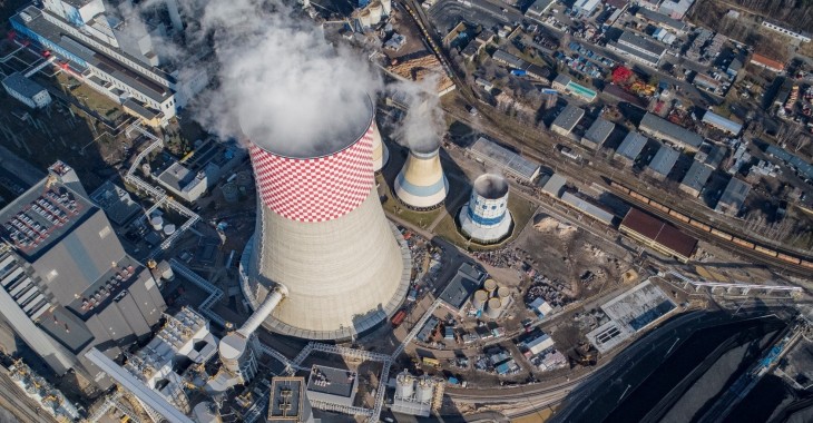 Pierwsza energia z bloku 910 MW w Jaworznie już w sieci Pierwsza energia z bloku 910 MW w Jaworznie już w sieci