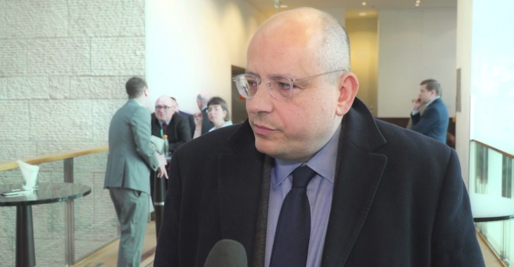 Osiągnięcie celów klimatycznych UE wymaga inwestycji rzędu kilkuset miliardów euro rocznie. Duży wkład będą miały firmy prywatne Osiągnięcie celów klimatycznych UE wymaga inwestycji rzędu kilkuset miliardów euro rocznie. Duży wkład będą miały firmy prywatne