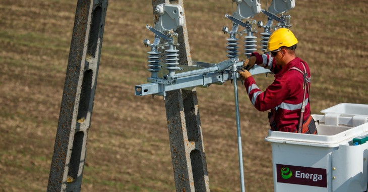 Pracownicy Energi Operatora dbają o bezpieczeństwo dostaw energii elektrycznej Pracownicy Energi Operatora dbają o bezpieczeństwo dostaw energii elektrycznej