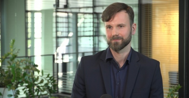 Prawie 90 proc. pracowników ocenia, że praca zdalna będzie zyskiwać na znaczeniu. Dla wielu z nich to sposób na wypalenie zawodowe Prawie 90 proc. pracowników ocenia, że praca zdalna będzie zyskiwać na znaczeniu. Dla wielu z nich to sposób na wypalenie zawodowe