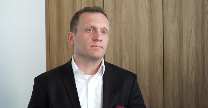 UE musi uznać fotowoltaikę za sektor strategiczny. Inaczej nie ma szans, żeby dogonić w produkcji Chiny UE musi uznać fotowoltaikę za sektor strategiczny. Inaczej nie ma szans, żeby dogonić w produkcji Chiny