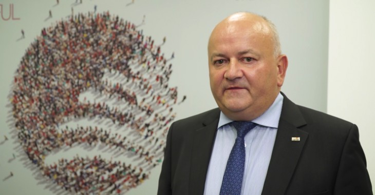W przyszłym roku szybciej będzie przybywać stacji ładowania dla elektryków. W marcu zacznie obowiązywać unijna dyrektywa W przyszłym roku szybciej będzie przybywać stacji ładowania dla elektryków. W marcu zacznie obowiązywać unijna dyrektywa