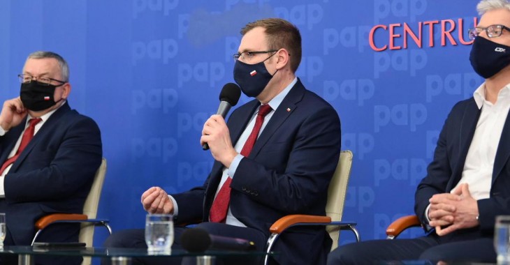 Polska kolej na drodze do niskoemisyjności Polska kolej na drodze do niskoemisyjności