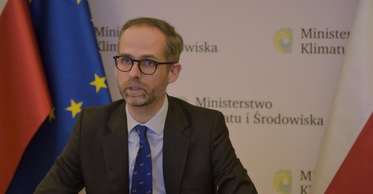 Wiceminister Guibourgé-Czetwertyński podczas rozmowy z wiceministrem handlu, przemysłu i energii Korei Południowej Wiceminister Guibourgé-Czetwertyński podczas rozmowy z wiceministrem handlu, przemysłu i energii Korei Południowej