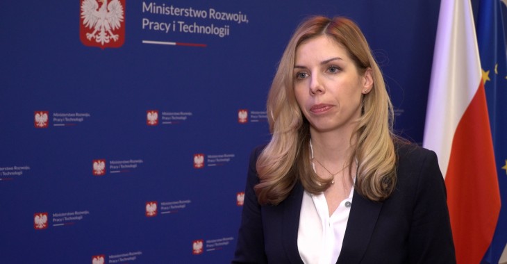 MRPiT: Planowane złagodzenie przepisów o budowie wiatraków na lądzie pozwoli na obniżenie cen energii. MRPiT: Planowane złagodzenie przepisów o budowie wiatraków na lądzie pozwoli na obniżenie cen energii.
